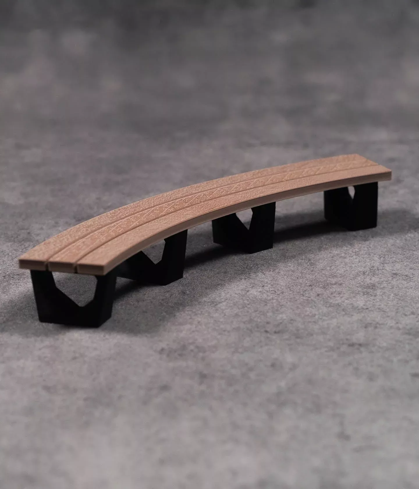 6oh5oh Fingerboard Ramp - Curved Bench