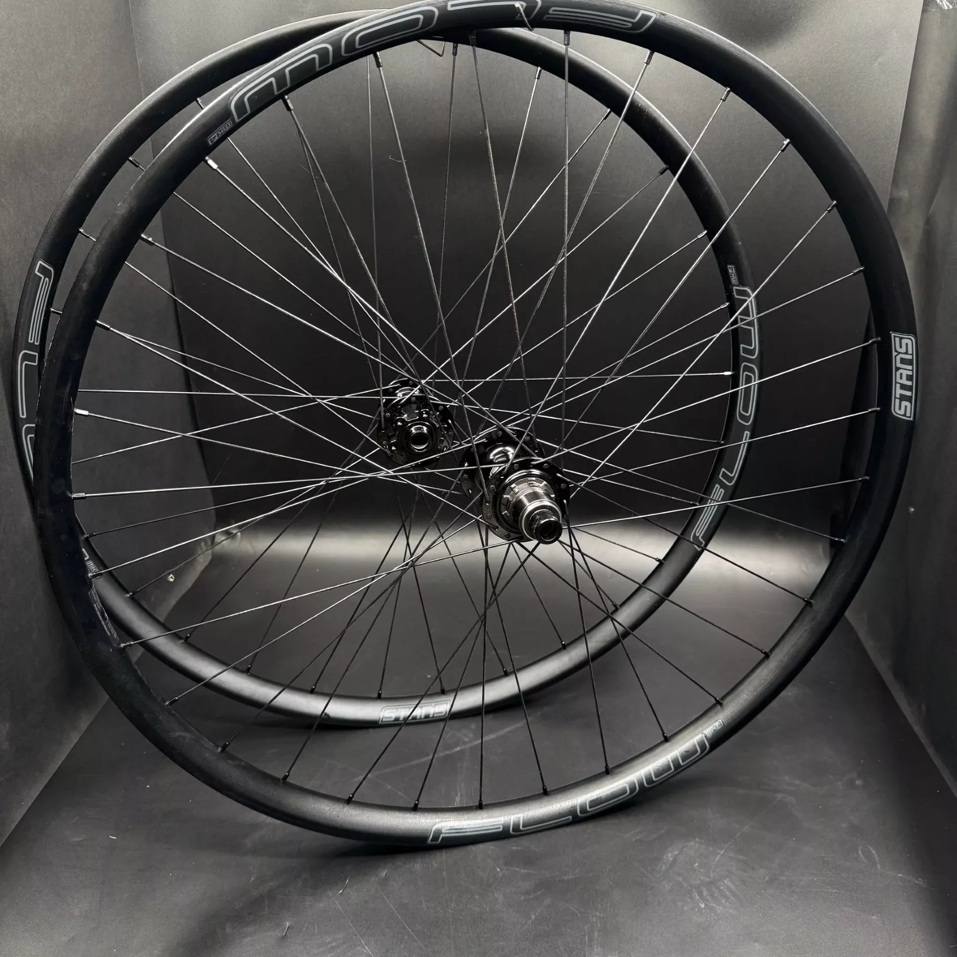 Custom All MTN Flow Mk4 rims with Sun SRC hubs