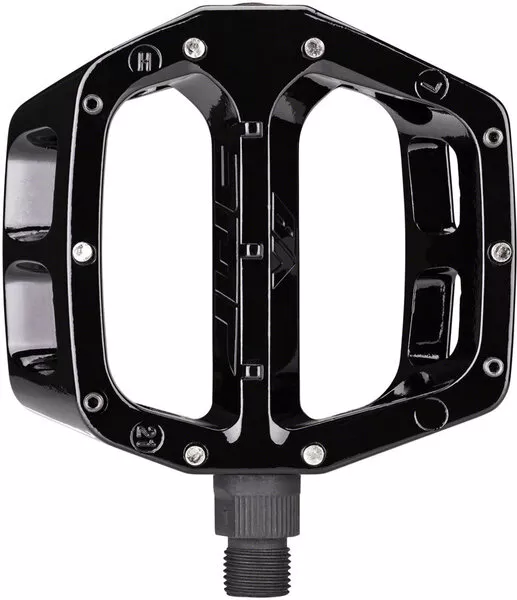 DMRV8 Classic DU Pedals