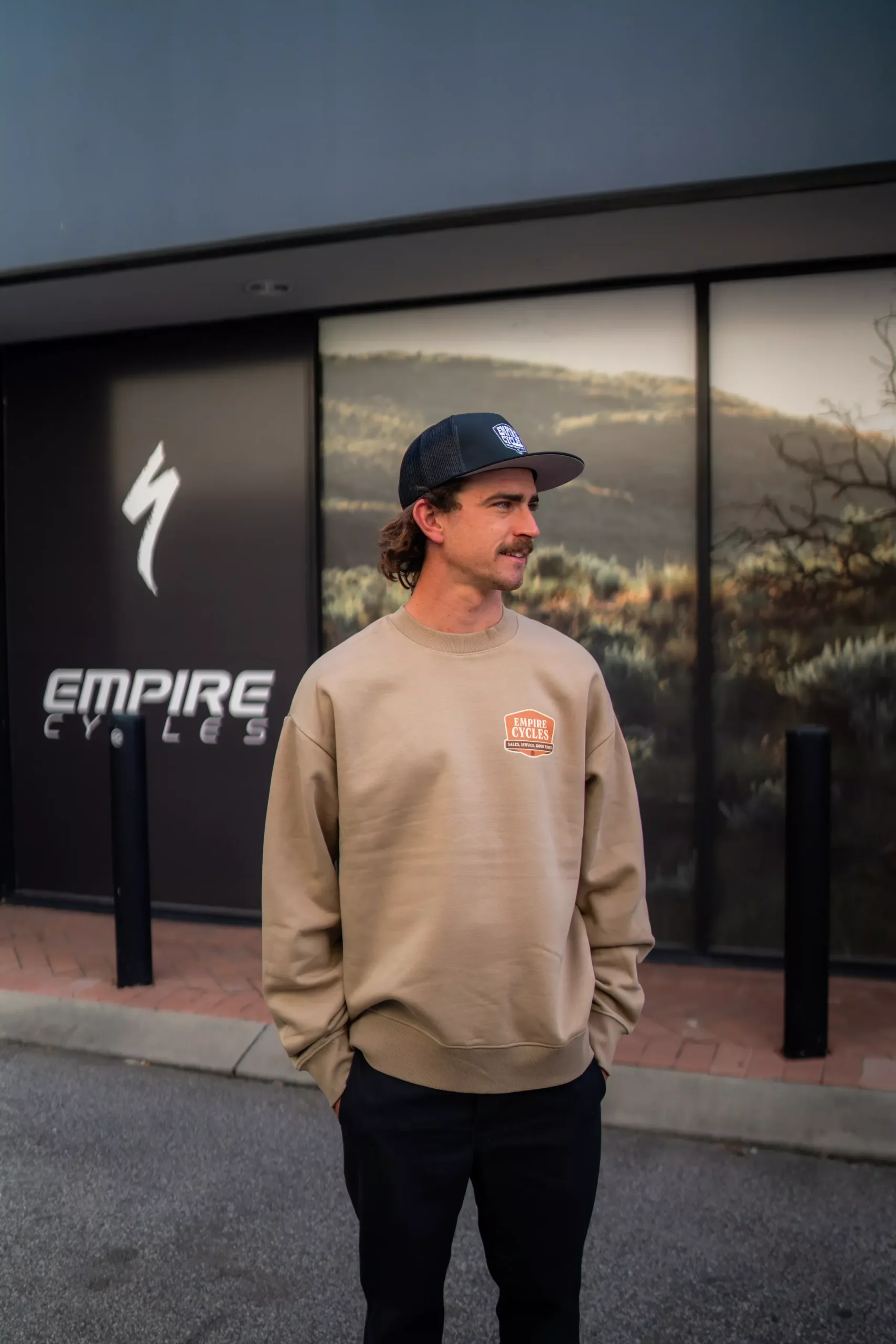 Empire Cycles Hunter Crew