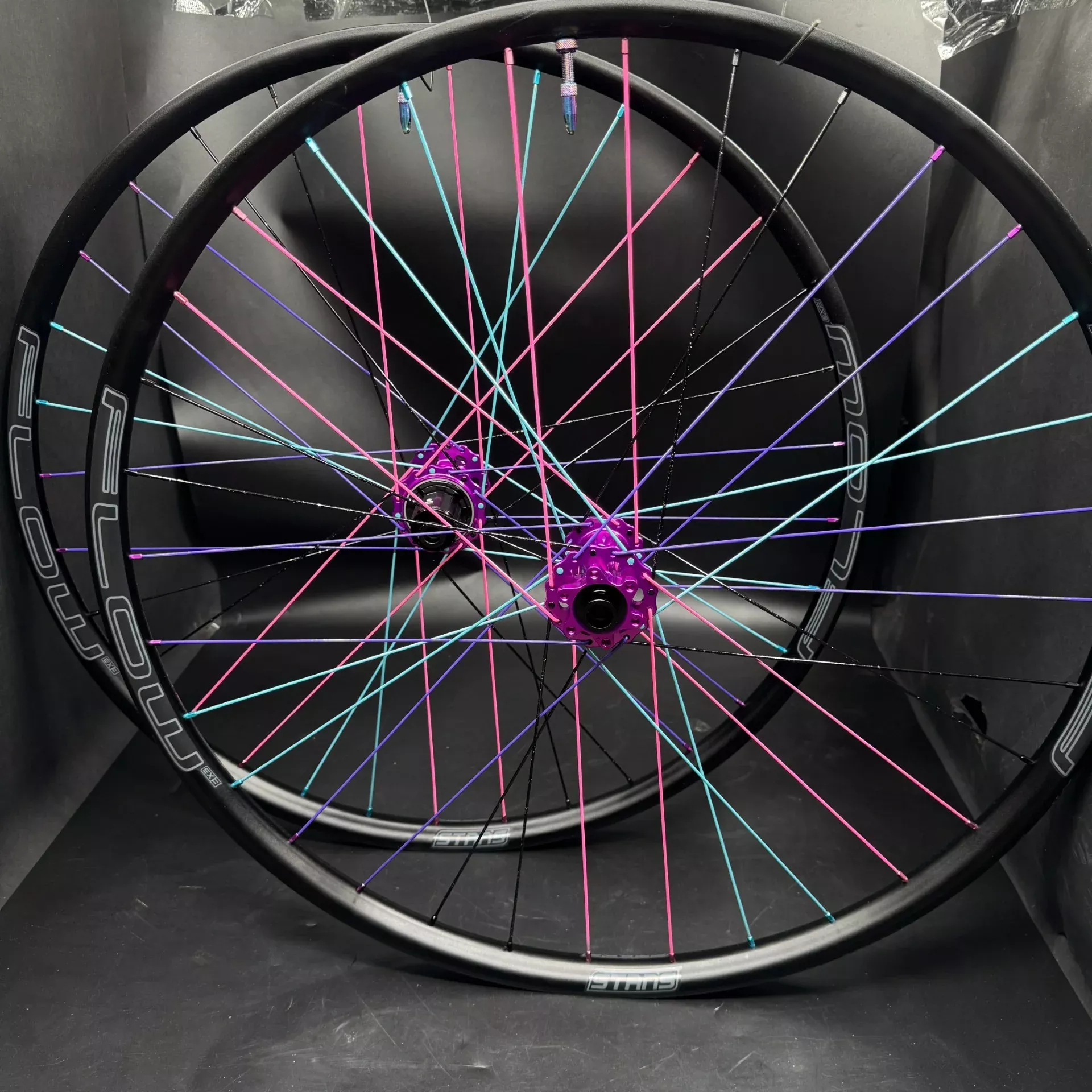 I9 Hydra hubs with Hard Trail Flow Mk4 rims