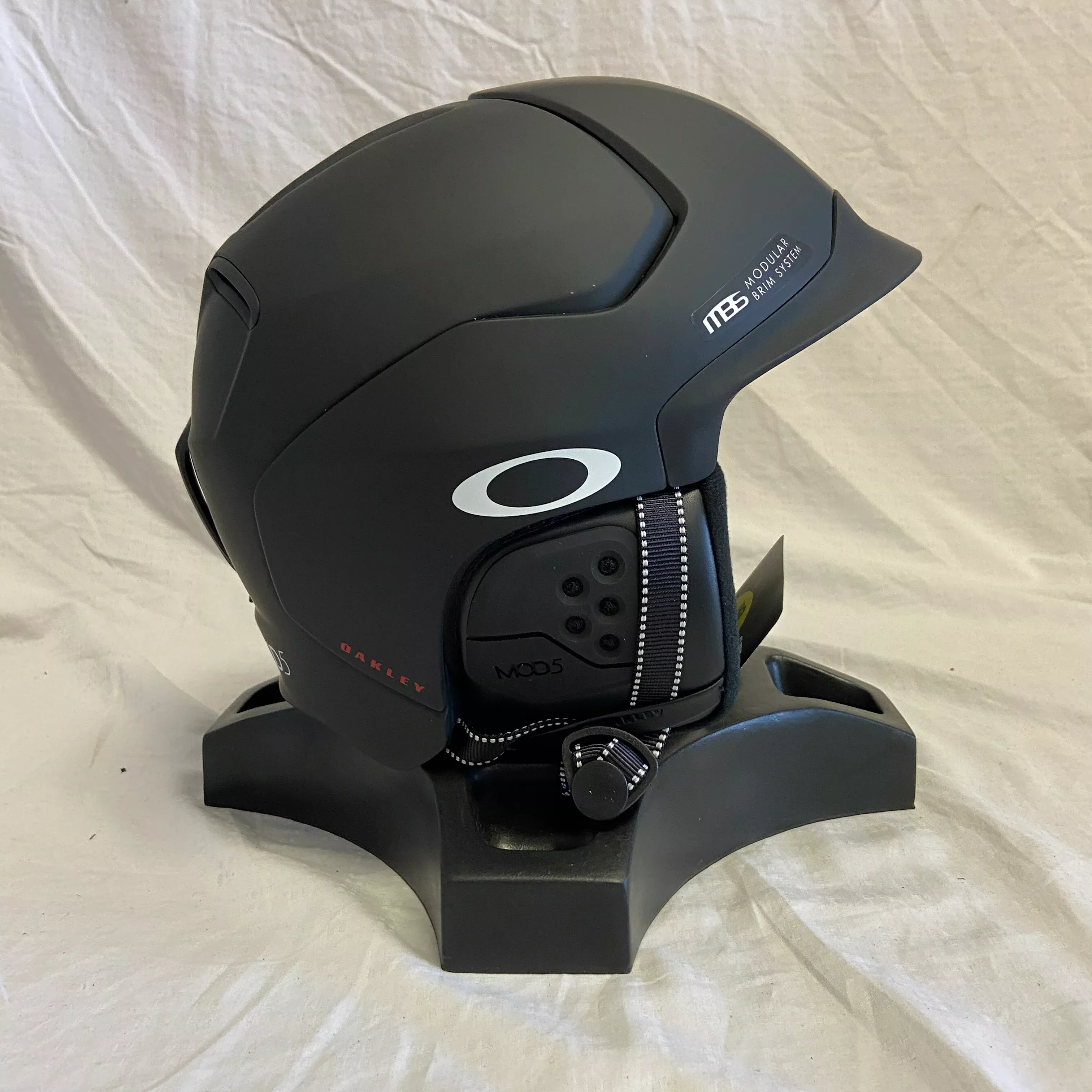 Oakley Mod 5 MIPS Snow Sport Helmet Matte Black Large (Open Box)