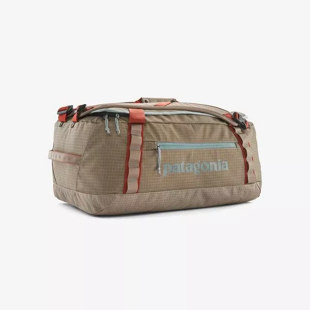 PatagoniaHole Wheeled Duffel 40L