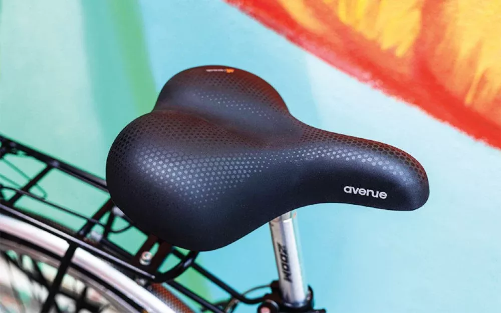 Selle Royal Avenue Saddle - Black, Relaxed
