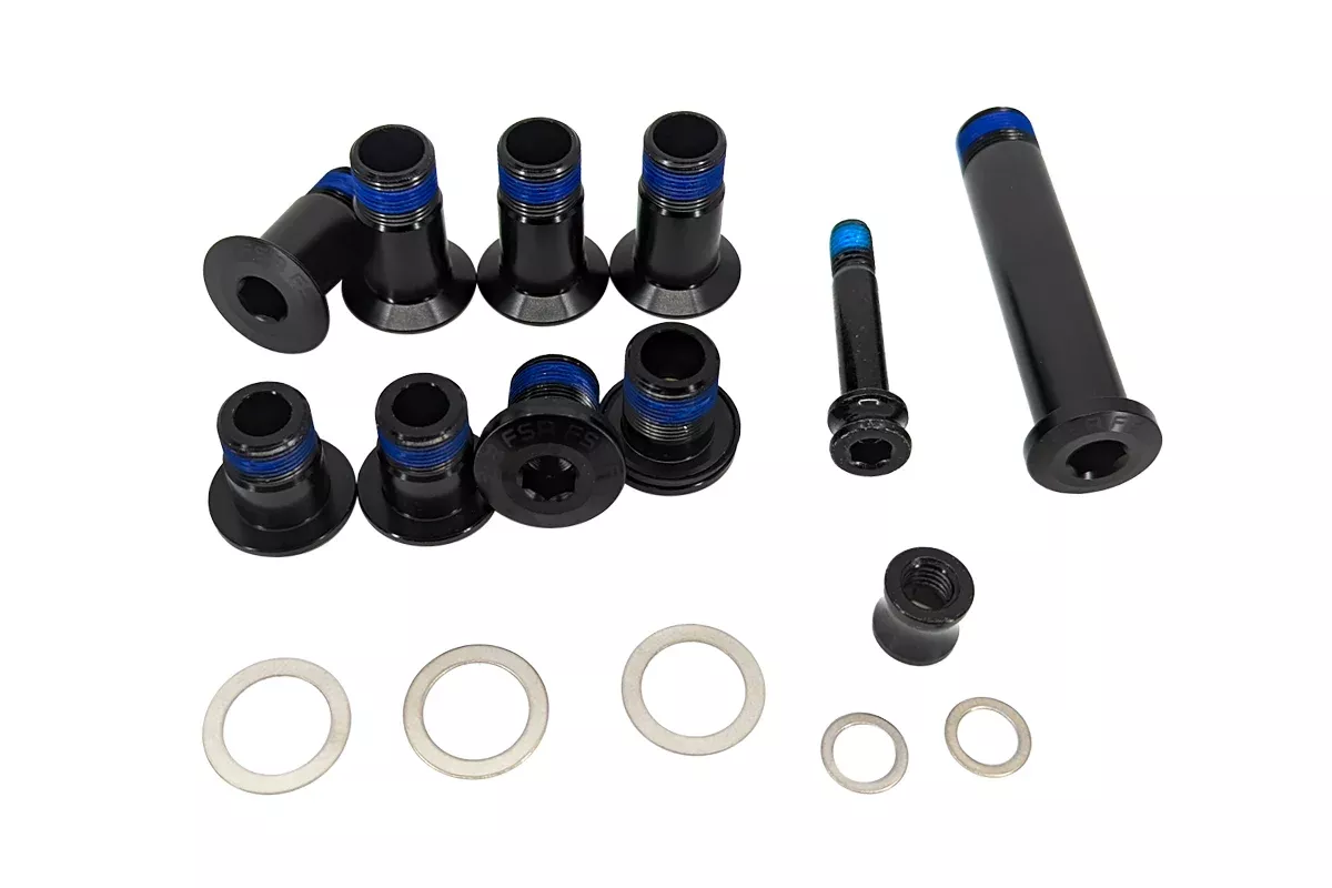 Status 140/160 Bolt Kit 2021+