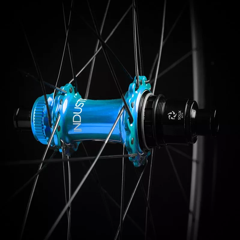 TR36 Industry Nine SOLiX M Wheelset