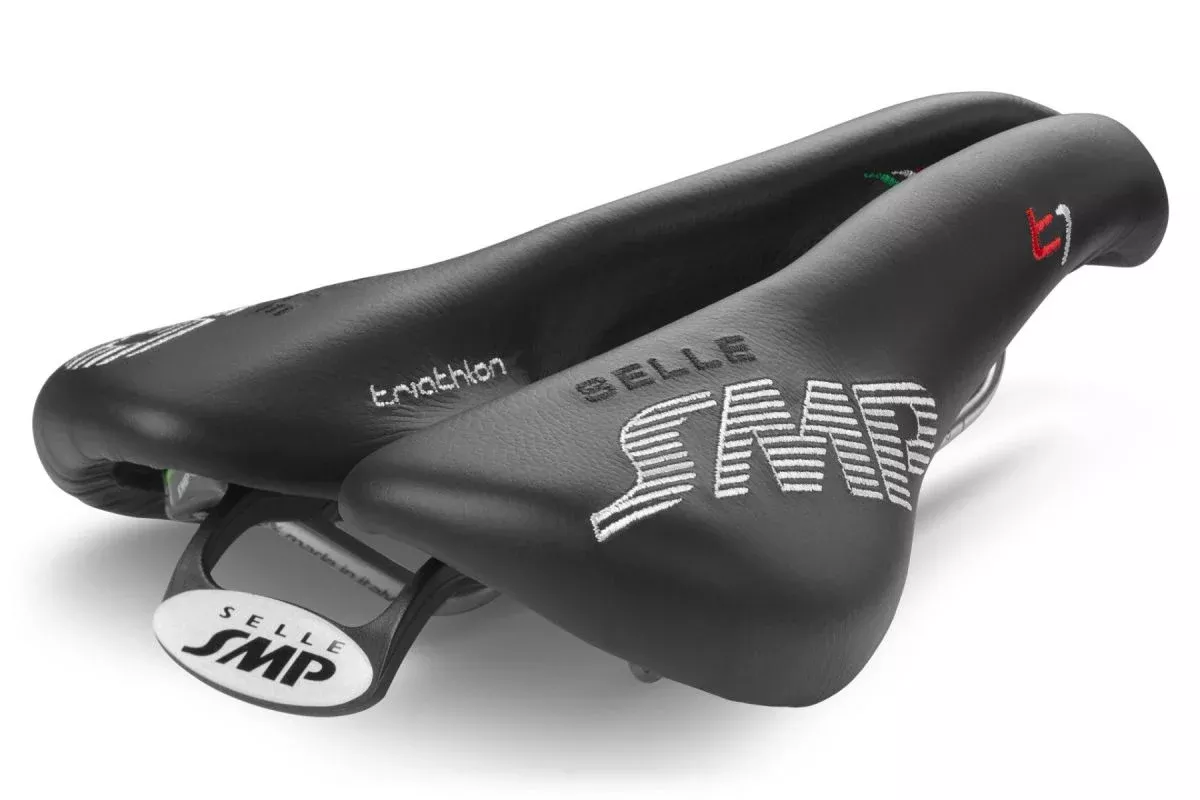 Triathlon T1 Black Saddle